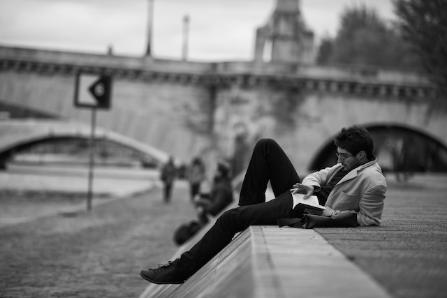 Reading-Paris-France