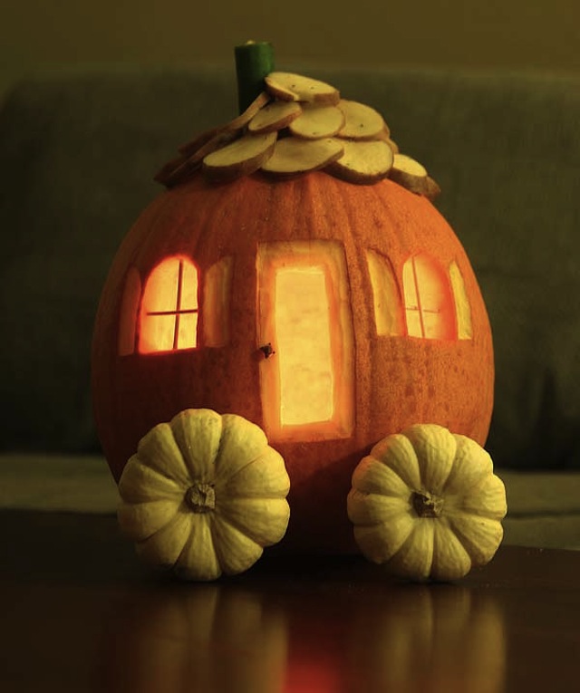 tiny-pumpkin-house